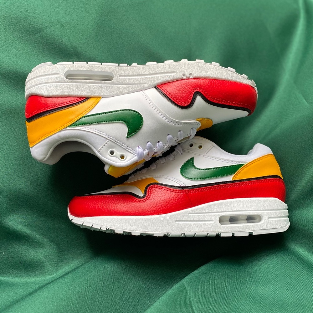 Custom Nike Air Max 1 SE